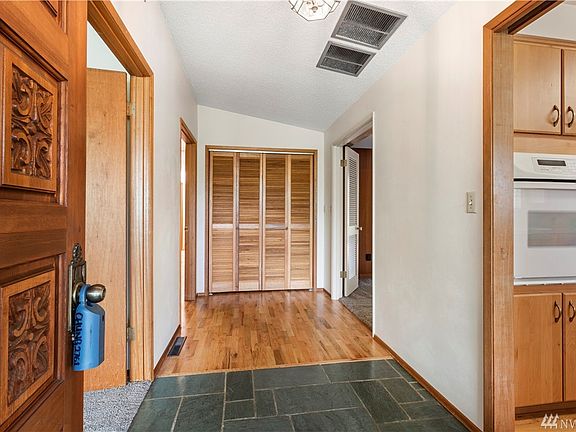 Entryway as you walk through the front door.