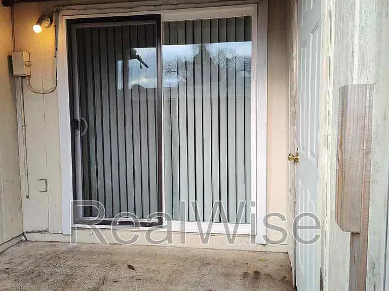 104 NW Mercy Hills Dr — Photo 14