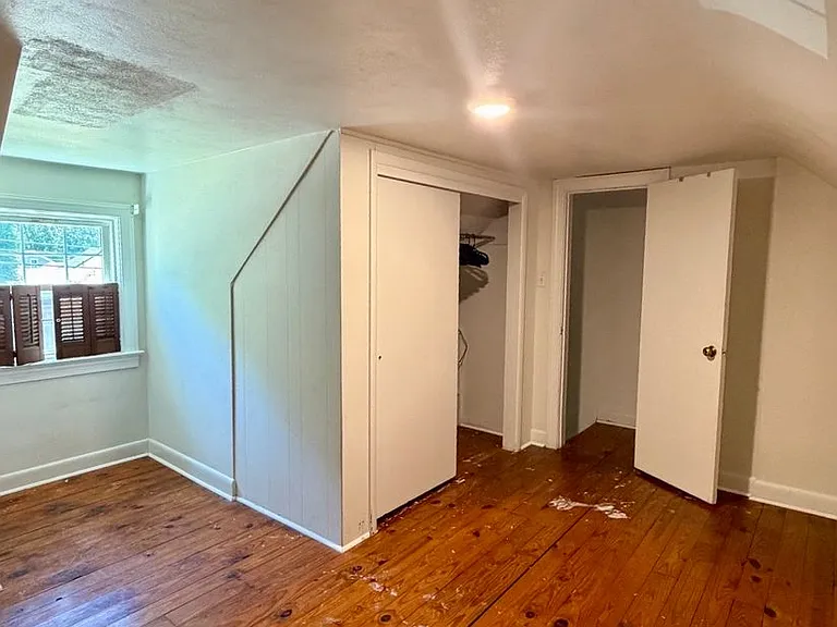 1503 Freeman Ave — Photo 19