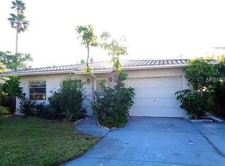 121 148th Ave E, Madeira Beach, FL 33708