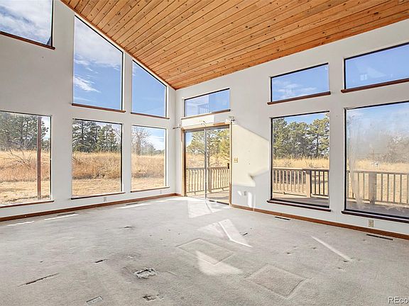 3rd image of 5765 Thunder Hill Road