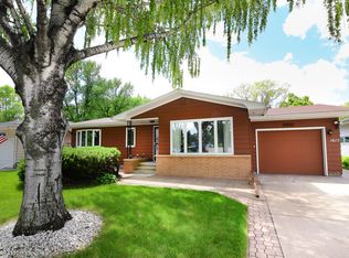 1615 6th Ave NW, East Grand Forks, MN 56721