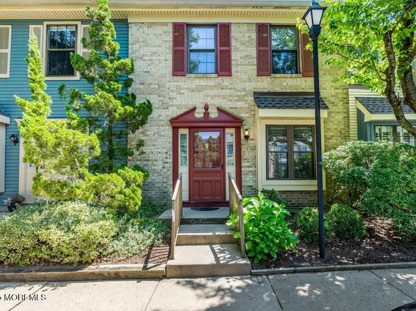 108 Dundee Court, Aberdeen, NJ 07747