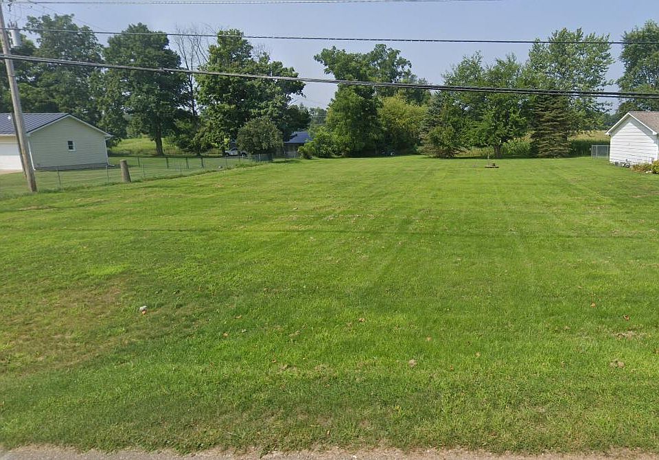 1st image of Vl S Main St