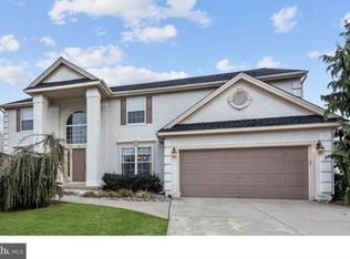 18 Albany Rd, Marlton, NJ 08053