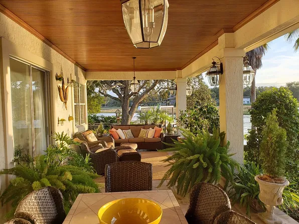 4444 Tradewinds Dr, Jacksonville, FL 32250