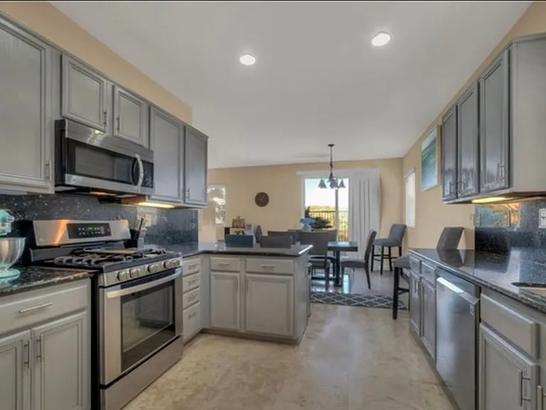 29228 Dakota Dr — Photo 5