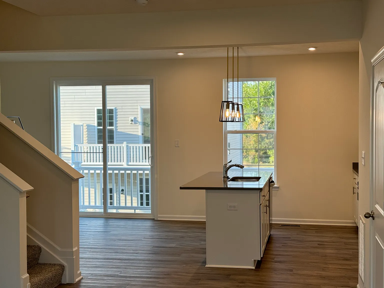 133 Affinity Dr — Photo 4