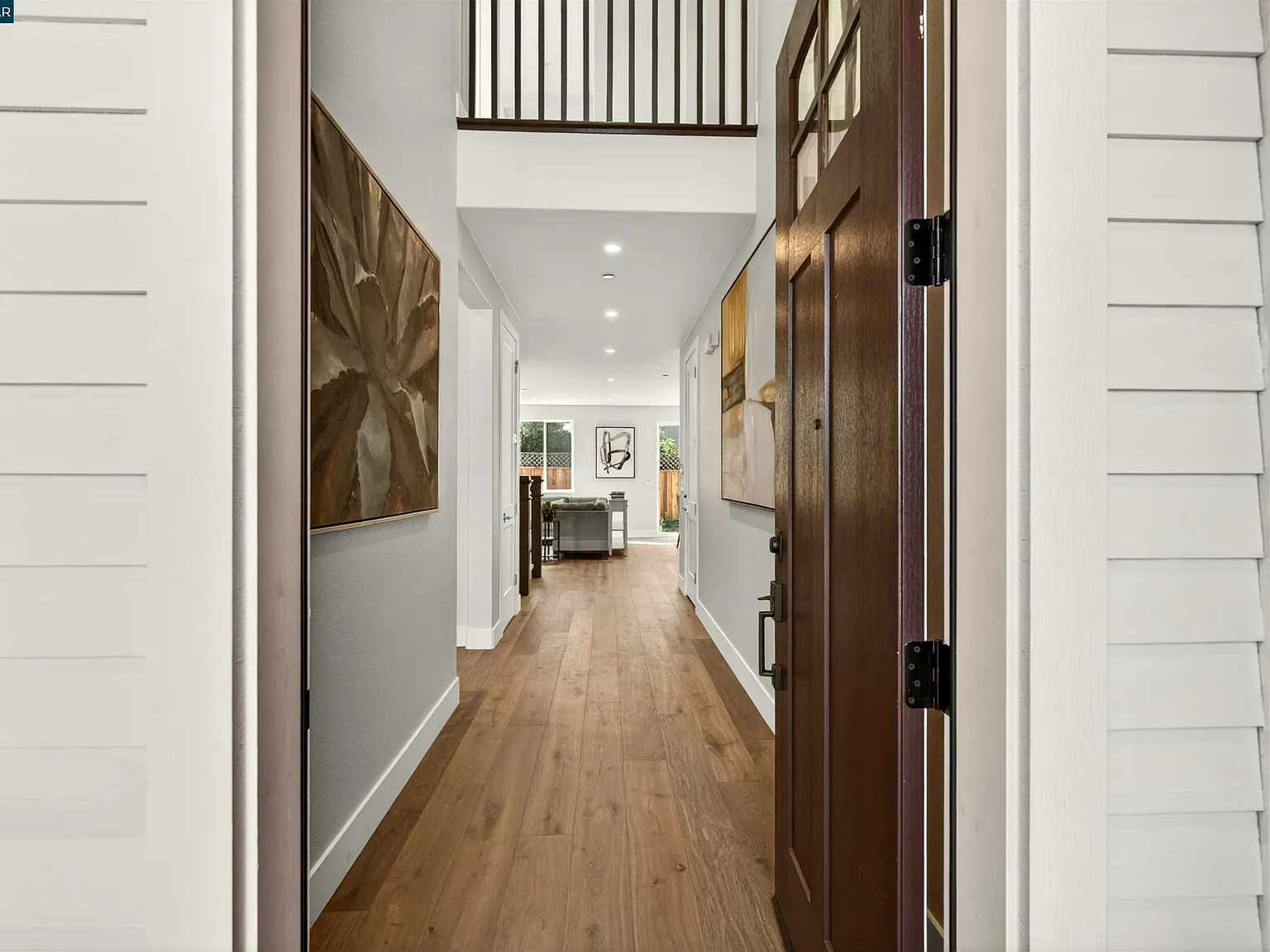 2201 Vandeleur Dr - Photo 3