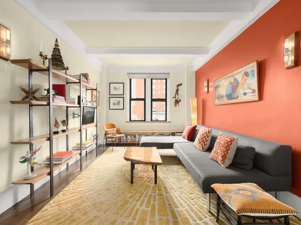 50 West 106th Street 6D image 2 of 7