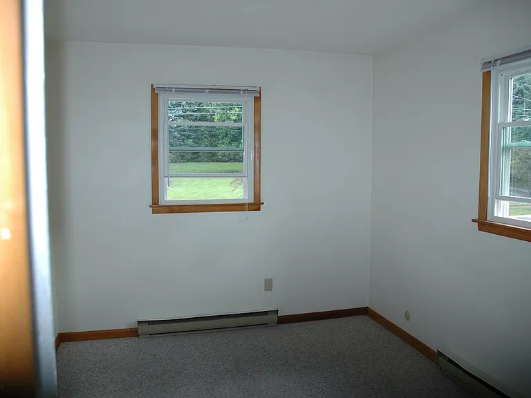 510 Royal Rd — Photo 10