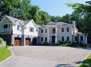 302 Riverview Rd, Irvington, NY 10533