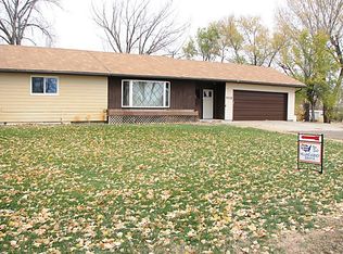 702 Aa Dr, Wolf Point, MT 59201