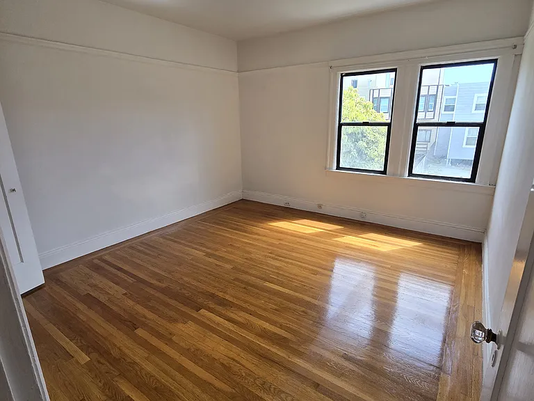 840 38th Ave — Photo 10