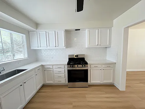 6400 Roble Ave #1 — Photo 3