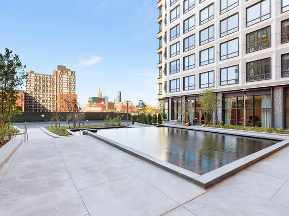 550 Vanderbilt Avenue image 21 of 30