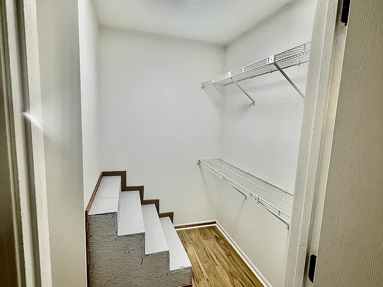 1530 Apple Grove Ln — Photo 13