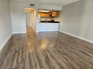 4114 W North B St #D, Tampa, FL 33609