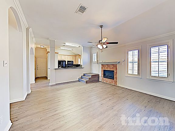 3rd image of 1202 Mission St