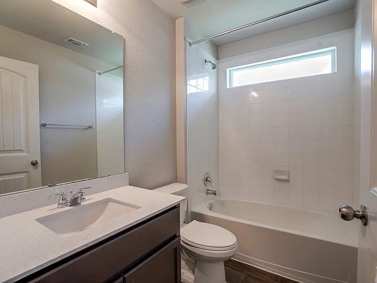 13804 Cantarra Dr — Photo 18