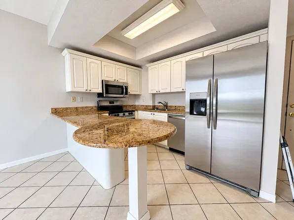 3500 Coral Way APT 603, Miami, FL 33145