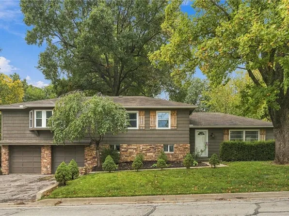 5603 Maple St, Mission, KS 66202