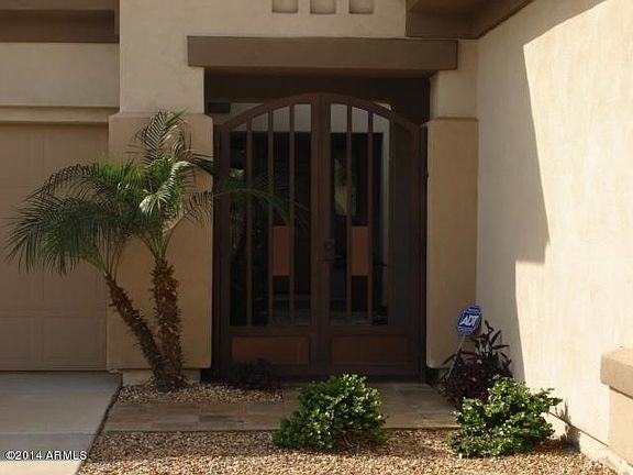 2nd image of 733 W Azure Ln