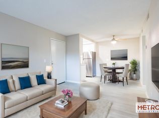 3720 Banbury Dr, Riverside, CA 92505