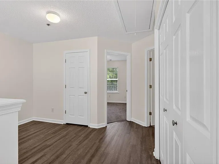 275 Cottonwood Creek Cir — Photo 14