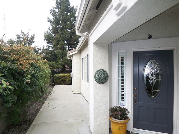 3rd image of 3415 Oak Shores Dr