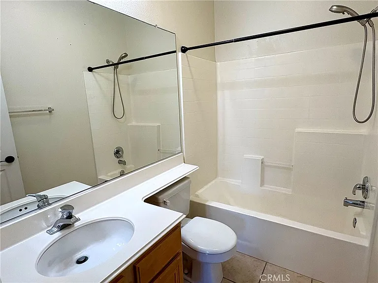 17 Lucente Ln — Photo 29