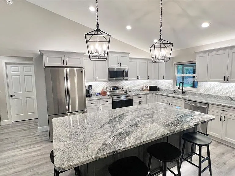 6944 SW 179th Court Rd — Photo 4