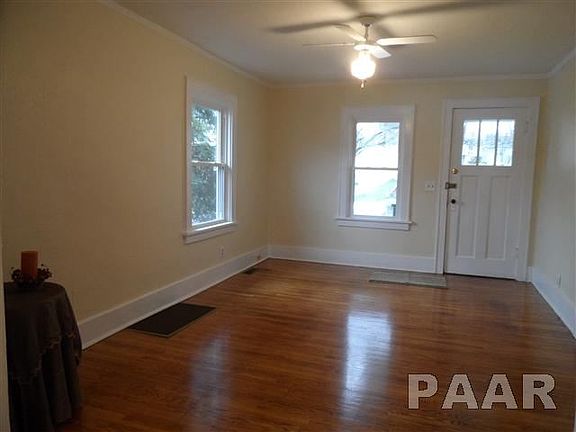3rd image of 1408 E Marietta Ave