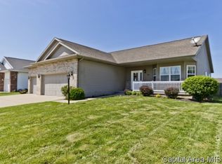 329 Podres Ln, Chatham, IL 62629
