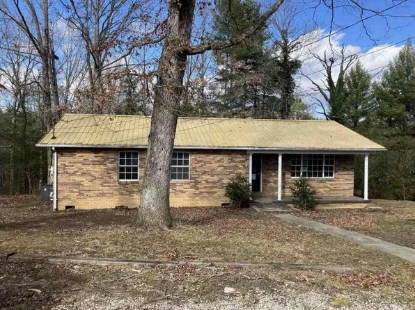 720 Poplar Ln, Winfield, TN 37892