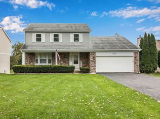 33355 N Gagewood Ln, Grayslake, IL 60030