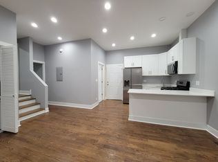 1162 W 19th St #13, Chicago, IL 60608