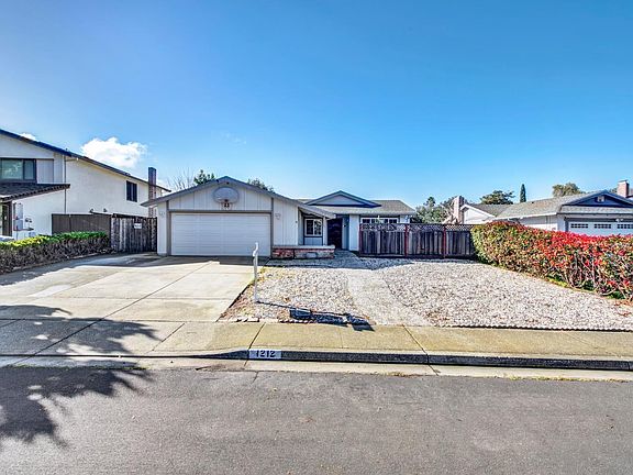 5th image of 1212 Stirling Drive