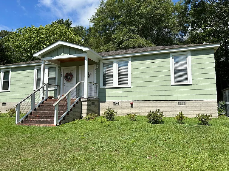 314 S Brookwood Dr #312 — Photo 1