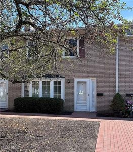 9 Meadowlawn Dr, Mentor, OH, 44060
