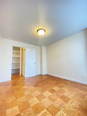 Rented by Bond New York | media 5