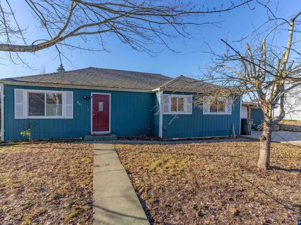 917 Norman Ave NE, Salem, OR 97301