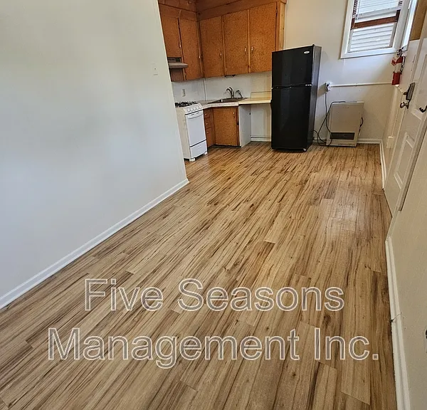 393 North St #1 — Photo 2