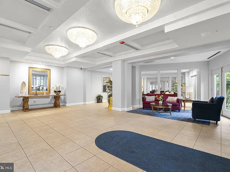 3005 S Leisure World Blvd #211 — Photo 4