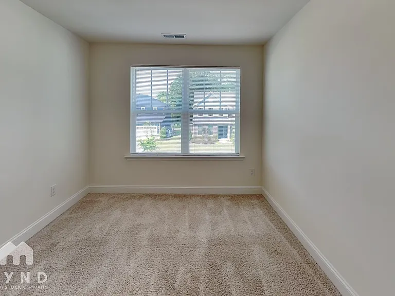 1546 Cedar Tree Dr — Photo 13