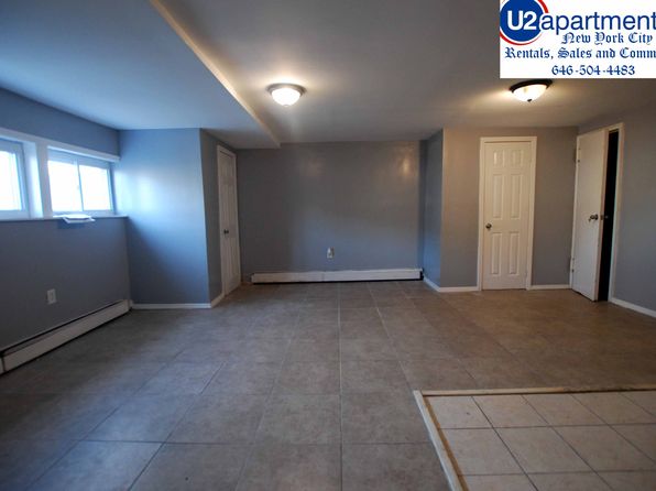 550 Beach 67th St FLOOR 1