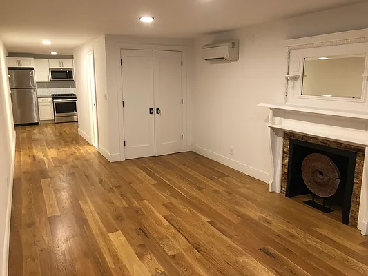 Rented by Compass | media 19