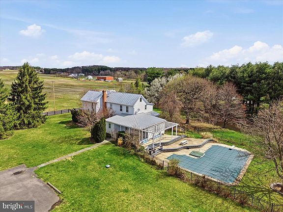 3rd image of 171 Laurel Grove Rd