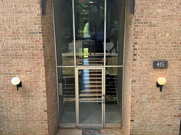3rd image of 415 Orchard Trace Ln APT 8
