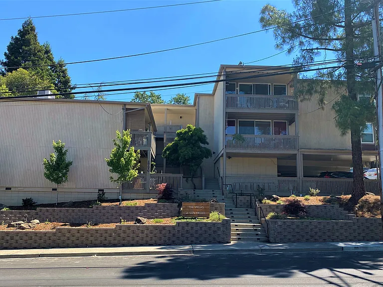 1770 San Miguel Dr — Photo 5
